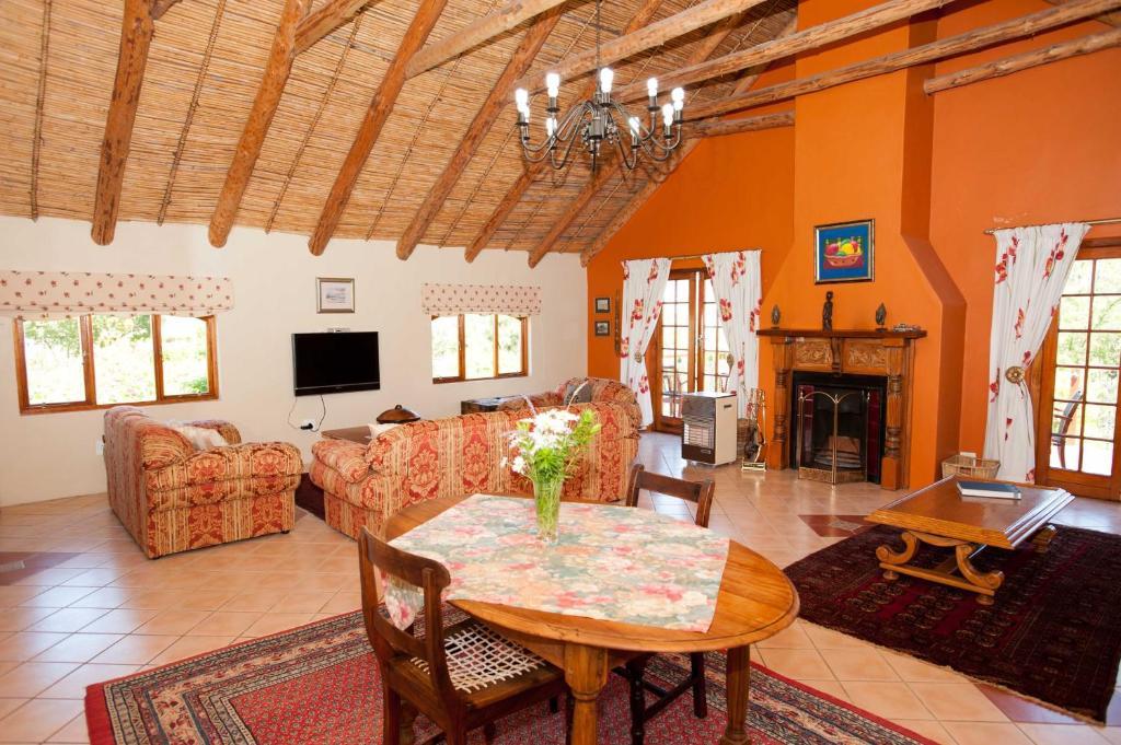 7 Church Street Guest House Montagu Habitación foto